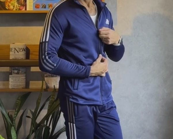 Men’s Classic Adidas Track Suit – Premium Comfort & Style